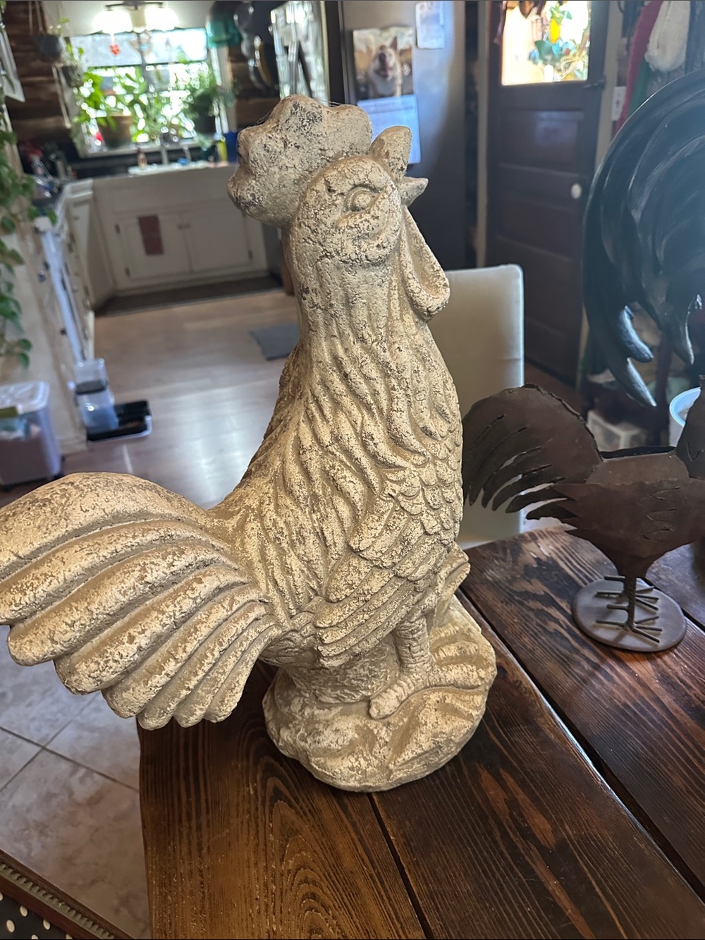 Cracker Barrel Cream Stone-Effect Rooster Sculpture